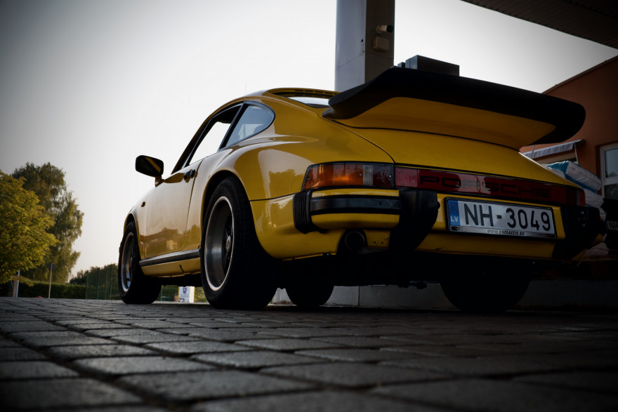 Porsche 911 SC