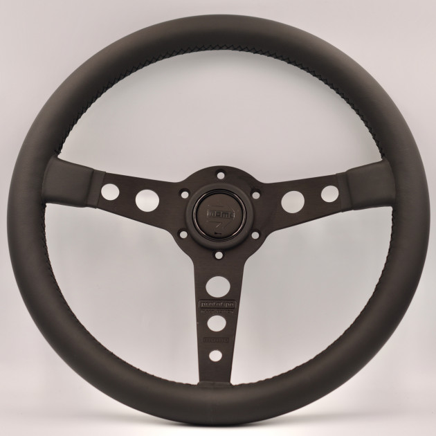MOMO PROTOTIPO BLACK EDITION - GoClassic
