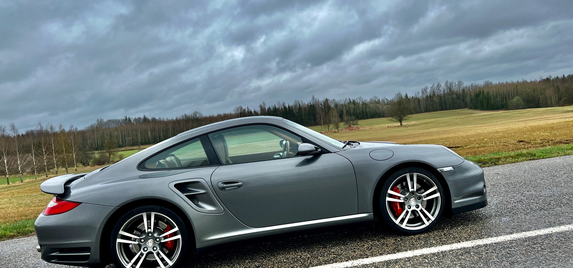 PORSCHE 997 TURBO VS 997 TURBO S