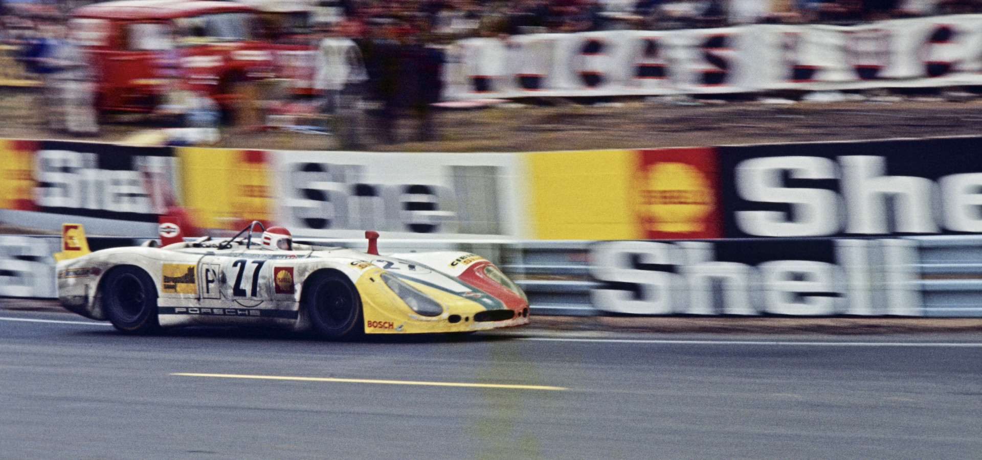 Porsche gratuliert Rudi Lins zum 80. Geburtstag