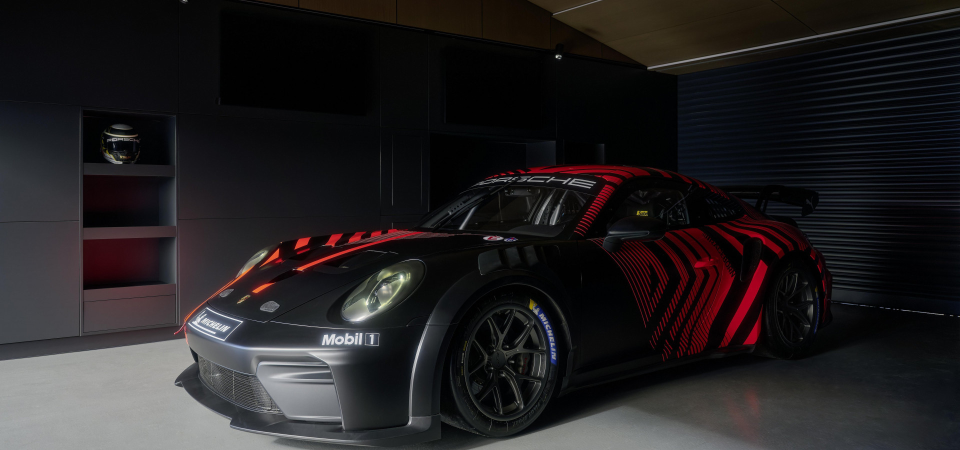 Porsche präsentiert neuen 911 GT4 R für den weltweiten Kundensport