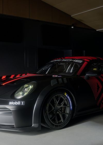 Porsche präsentiert neuen 911 GT4 R für den weltweiten Kundensport