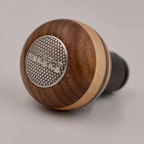 Porsche 944 Gear knob/Walnut tree and Canadian maple