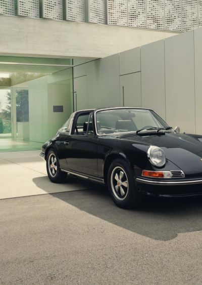 Porsche Design and Sotheby’s auction two icons of design history