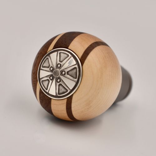 Limited "911 Anniversary edition" gear knob//Walnut tree and Canadian maple (964/993/996/997).