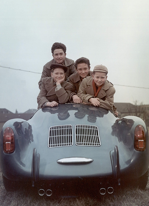 Porsche 550-06