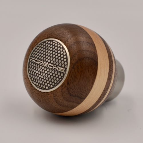 PORSCHE Gear knob/Walnut tree and Canadian maple