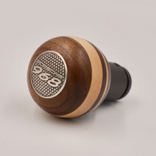 Porsche 968 Gear knob/Walnut tree and Canadian maple