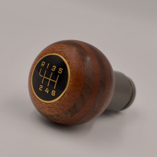 "6 gear pattern" / MAHOGANY WOOD AND Walnut (991. 992).